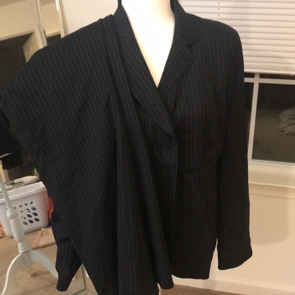 Ann Taylor suit set